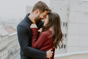 How the Chemistry of Kissing Helps your Love Life